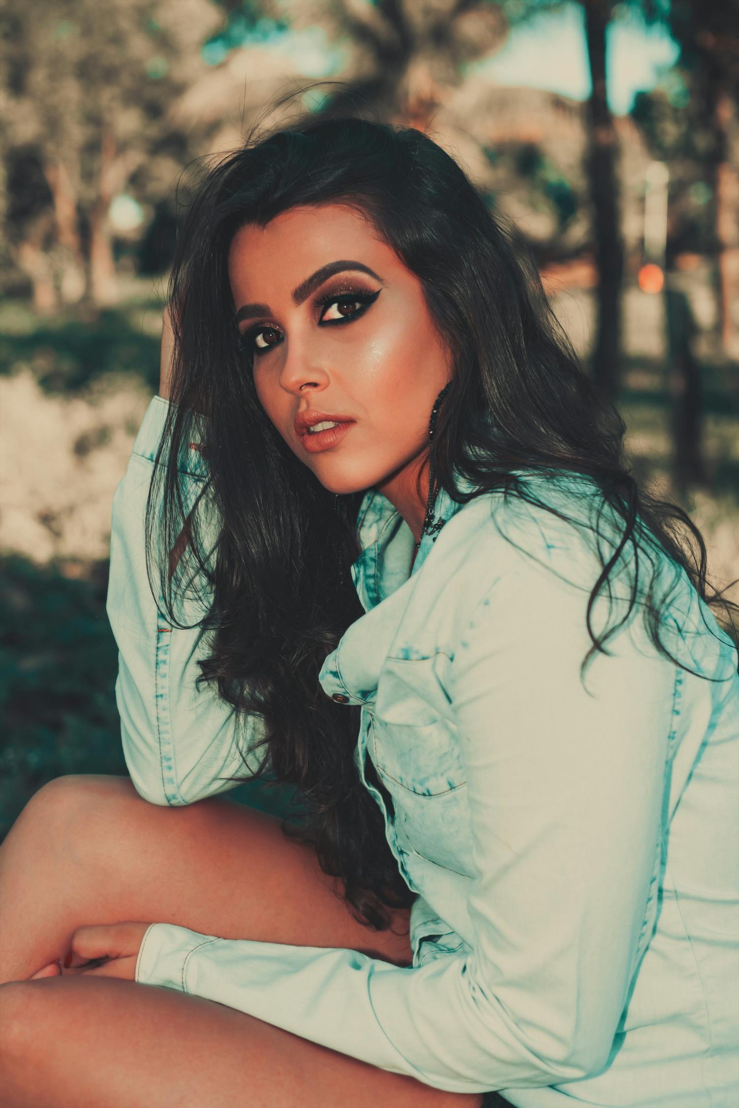 魅力四溢的酷酷女明星，光彩無限的明星之光