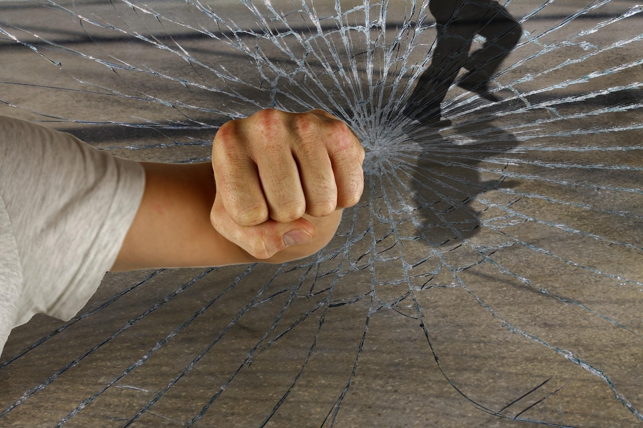 鐵炮玉電影，揭示人性與命運(yùn)的深刻之作。